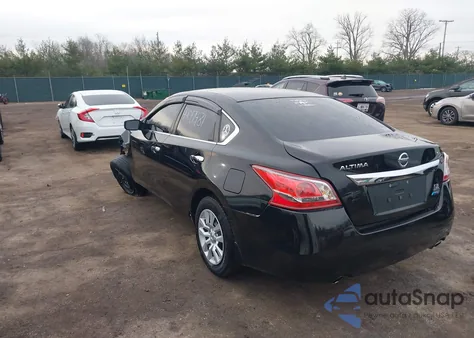 2013 Nissan Altima 2.5 S z USA, uszkodzony, nr VIN 1N4AL3AP4DC290696